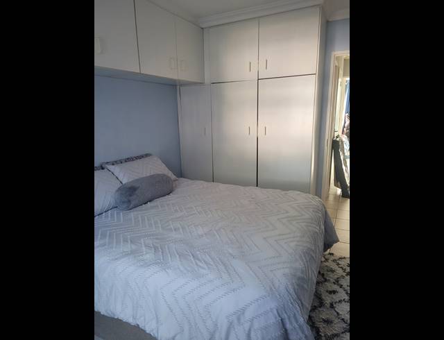 2 BEDROOM APARTMENT TO LET IN ESSENWOOD